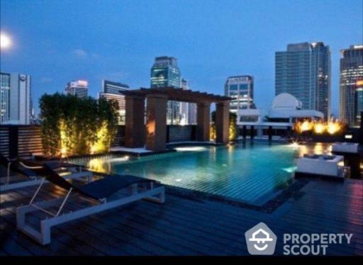 1-BR Condo at O2 Hip Condominium near BTS Phloen Chit