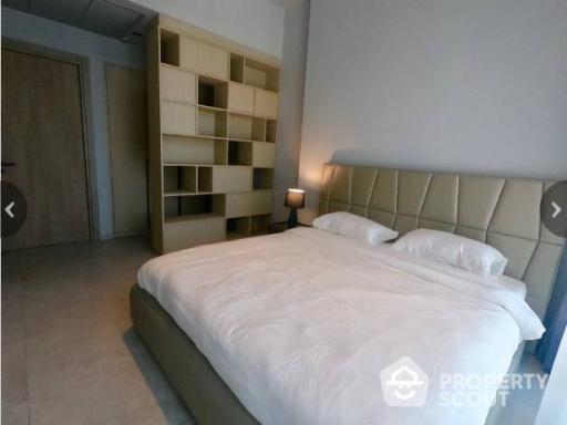 1-BR Condo at The Lofts Asoke near MRT Phetchaburi