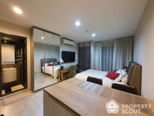 1-BR Condo at Rhythm Sukhumvit 36-38 near BTS Thong Lor