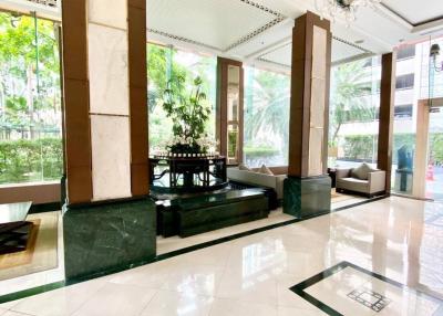 1-BR Condo at The Address Chidlom near BTS Chit Lom (ID 457104)