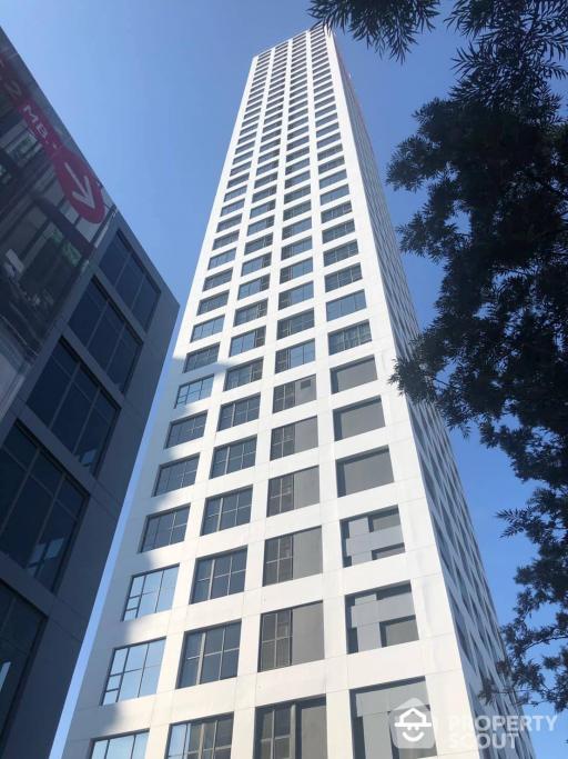 1-BR Condo at Siamese Sukhumvit 87 near BTS On Nut