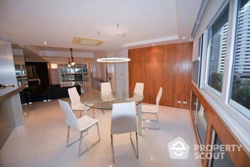 3-BR Condo at President Park Condominium near MRT Sukhumvit (ID 513297)