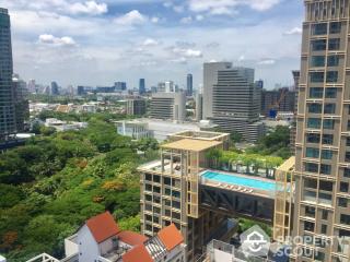 2-BR Condo at Urbana Langsuan Condominium near BTS Ratchadamri (ID 511913)