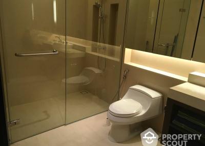 2-BR Condo at Oriental Residence near BTS Phloen Chit