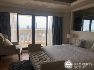 1-BR Condo at Nusa State Tower Condominium near BTS Saphan Taksin