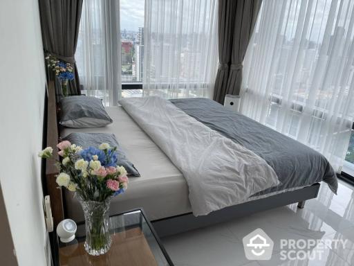 2-BR Condo at Circle Living Prototype New Petchburi near MRT Phetchaburi