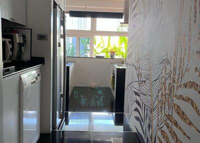 2-BR Condo at Sukhumvit House Condominium near MRT Sukhumvit