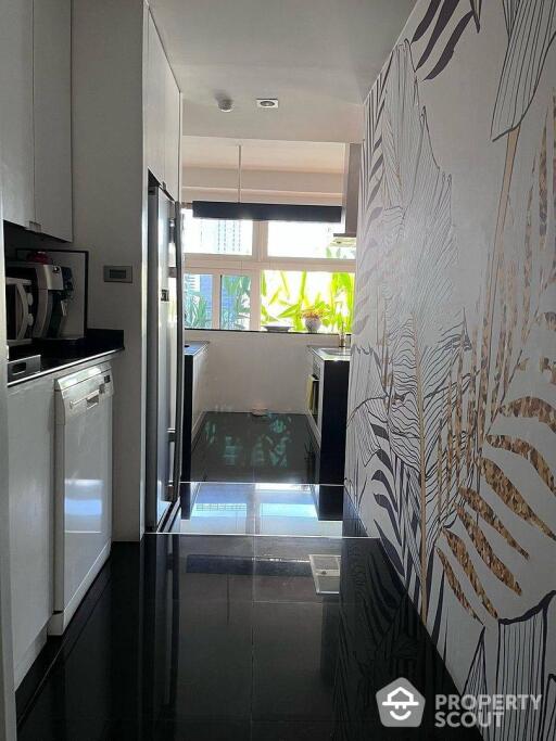 2-BR Condo at Sukhumvit House Condominium near MRT Sukhumvit