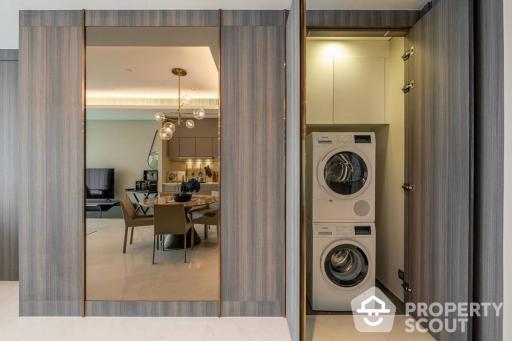 1-BR Condo at Sindhorn Tonson near BTS Ratchadamri