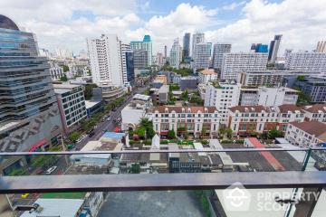 1-BR Condo at Khun By Yoo near BTS Thong Lor