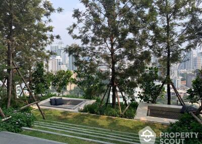 1-BR Condo at Noble Around Sukhumvit 33 near BTS Phrom Phong