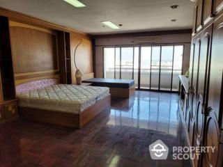 4-BR Condo at Central City East Tower in Bang Na Nuea