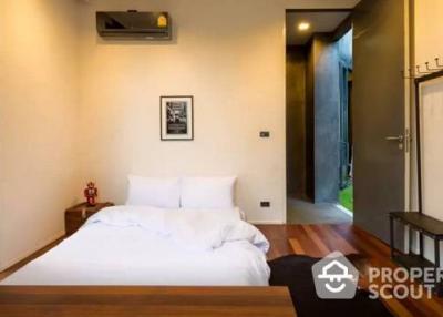 6-BR House at House In 50 Phichai Ronnarong Songkhram Alley near BTS Phrom Phong