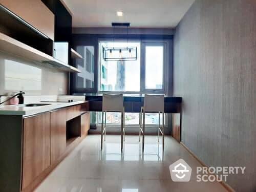 1-BR Condo at Rhythm Sathorn near BTS Saphan Taksin