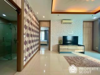 3-BR Condo at Villa Asoke near MRT Phetchaburi