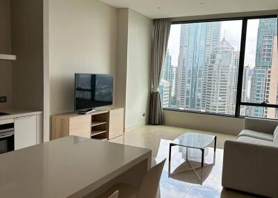 1-BR Condo at Sindhorn Residence near BTS Ratchadamri