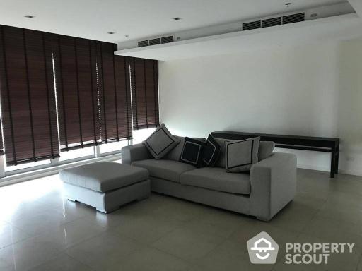 3-BR Condo at The River Condominium near BTS Saphan Taksin