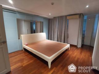 2-BR Condo at Supalai Place Sukhumvit 39 near BTS Phrom Phong