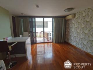 2-BR Condo at Supalai Place Sukhumvit 39 near BTS Phrom Phong