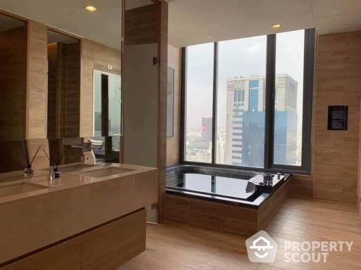 1-BR Condo at The Esse Asoke near MRT Sukhumvit