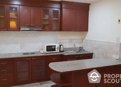 1-BR Condo at Saranjai Mansion Condominium near BTS Nana