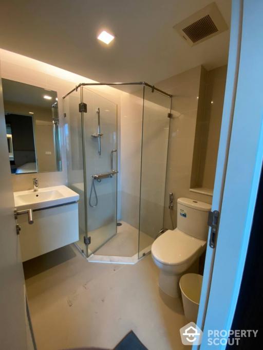 2-BR Condo at Focus Ploenchit near BTS Nana (ID 496952)