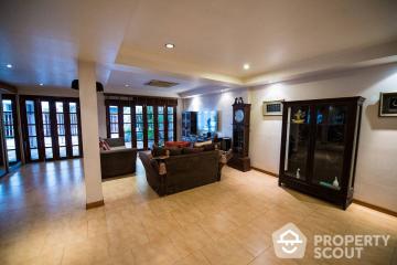 4-BR Townhouse near BTS Phrom Phong (ID 511888)