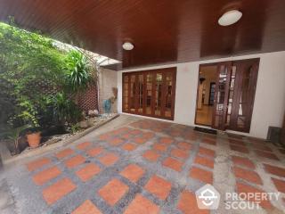 4-BR Townhouse near BTS Phrom Phong (ID 511888)