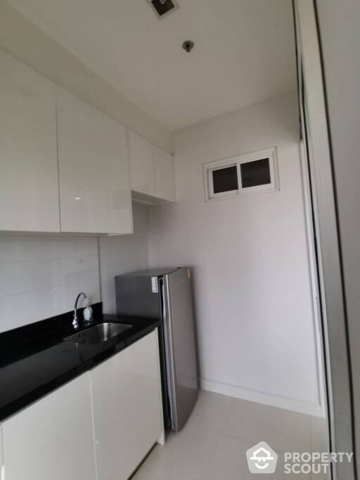 2-BR Condo at The Bloom Sukhumvit 71 near BTS Phra Khanong