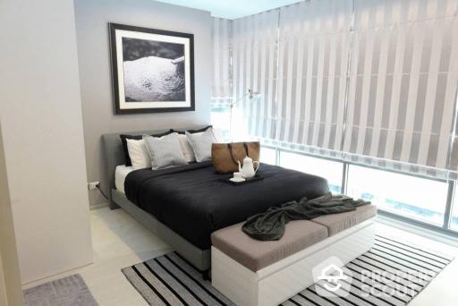 1-BR Condo at Rhythm Sukhumvit 42 near BTS Ekkamai