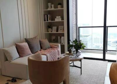 1-BR Condo at The Lofts Silom near BTS Surasak