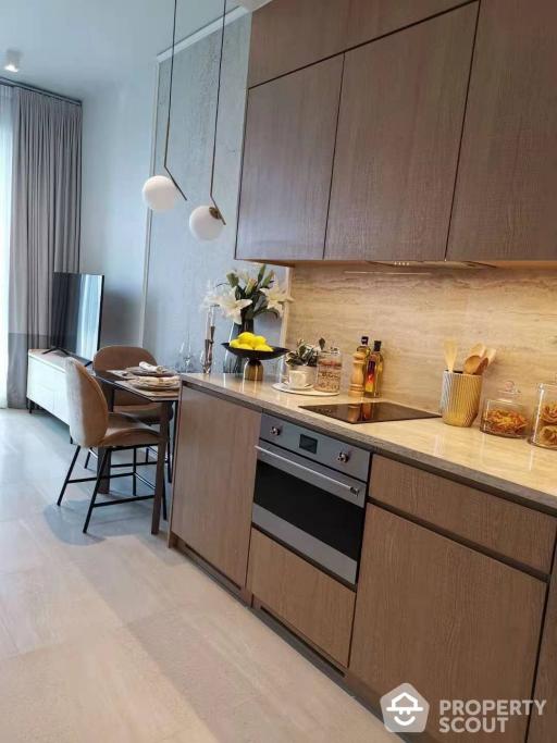 1-BR Condo at The Lofts Silom near BTS Surasak