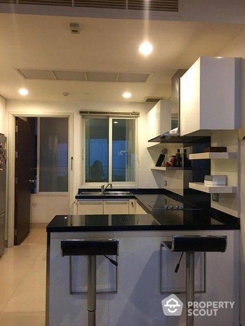 3-BR Condo at Watermark Chaophraya near BTS Krung Thon Buri