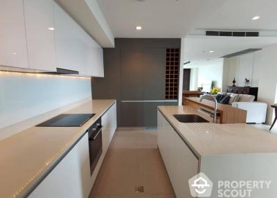 3-BR Condo at The River Condominium near BTS Saphan Taksin