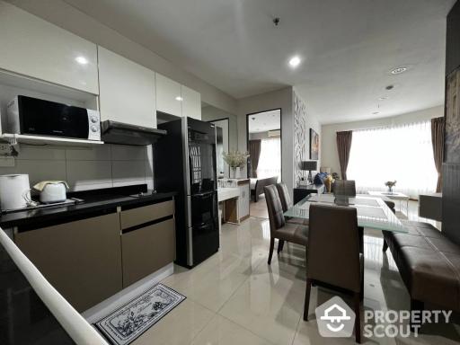 2-BR Condo at Citi Smart Sukhumvit 18 near BTS Asok