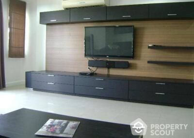 2-BR Condo at Serene Place Sukhumvit 24 Condominium near BTS Phrom Phong