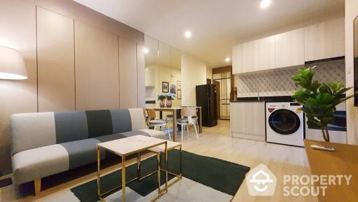 1-BR Condo at Vista Garden Condominium near BTS Phra Khanong