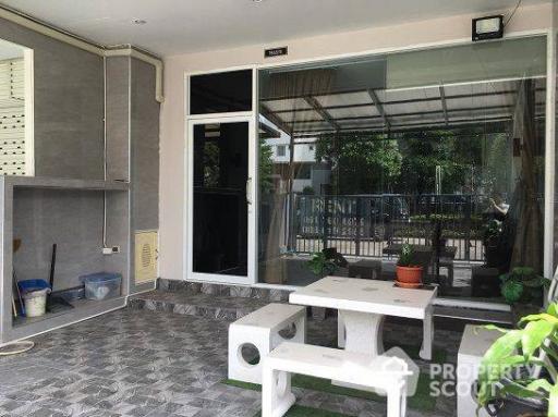 3-BR Townhouse in Bang Na Tai