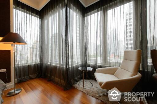 2-BR Condo at Q Langsuan near BTS Ratchadamri