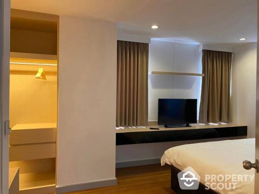 2-BR Condo at Condo One X Sukhumvit 26 near BTS Phrom Phong