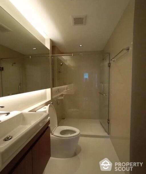 2-BR Condo at Vtara 36 near BTS Thong Lor