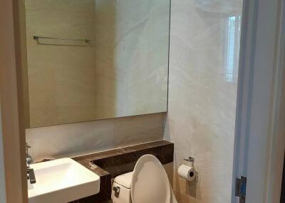 1-BR Condo at Ashton Silom near BTS Chong Nonsi