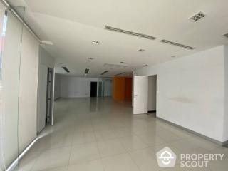 Commercial for Rent and Sale in Khlong Tan Nuea