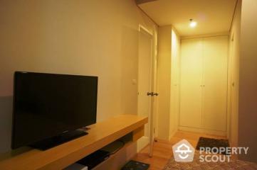 1-BR Condo at Villa Asoke near MRT Phetchaburi (ID 513658)