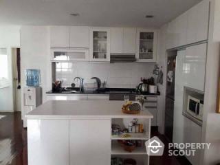 4-BR Condo at Sukhumvit Casa Condominium near BTS Asok (ID 510906)