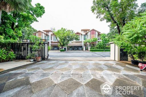 5-BR House at Baan Sansiri Sukhumvit 67 near BTS Phra Khanong (ID 456889)