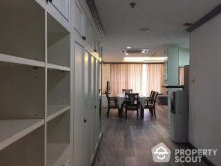 2-BR Condo at Las Colinas near BTS Asok