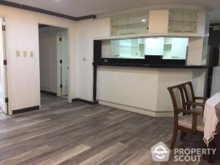 2-BR Condo at Las Colinas near BTS Asok