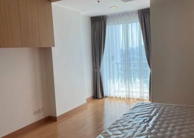 2-BR Condo at Nusasiri Grand Condominium near BTS Ekkamai