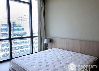 1-BR Condo at The Room Sukhumvit 21 near MRT Sukhumvit